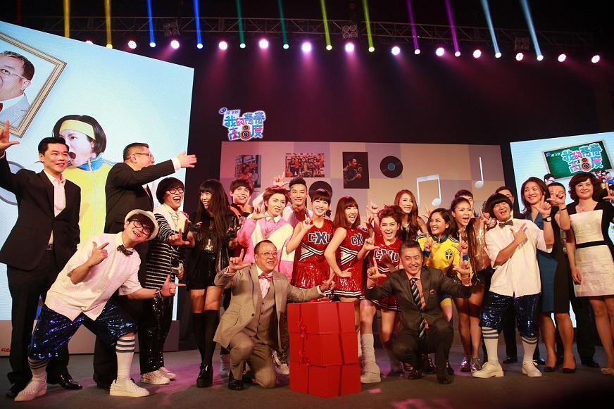 好声音蜕变展演技 吴秀波领衔欢乐开唱