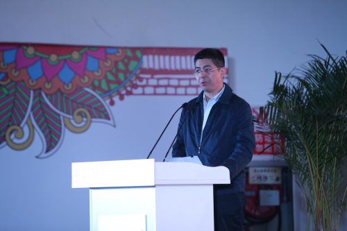 颠覆与重建 ——2015中国传媒论坛慧聚长安华山论道
